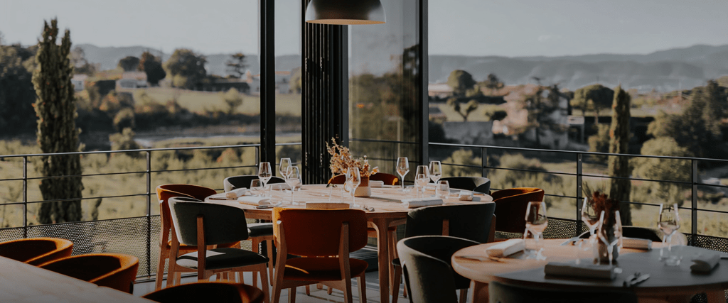 Restaurant Gastronomique Au Coeur Des Vignes En Drôme